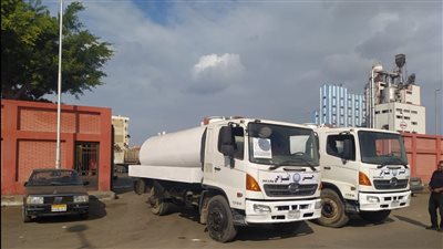 بعد أول شتاء حقيقي.. محافظة بورسعيد تتسلح بـ الفاكيوم والنافوري والأطقم الفنية ضد مياه الأمطار | صور