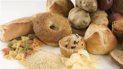 تصيب بالخرف.. باحثون يحذرون من تناول النشويات