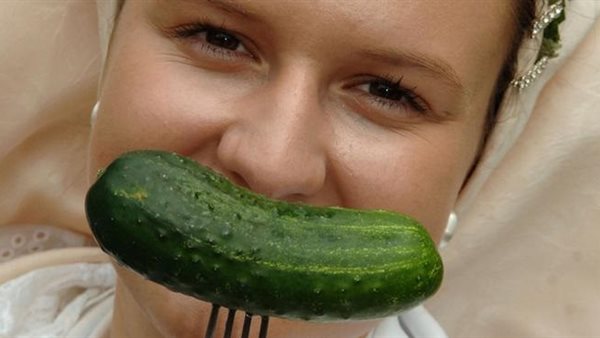 هل الخيار يساعد على