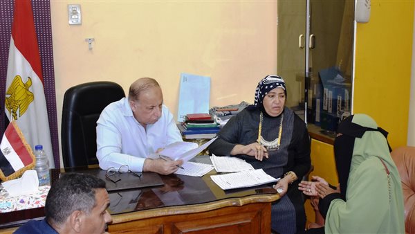 السكرتير العام بأسوان