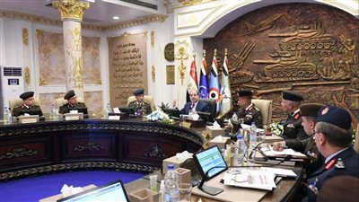 السيسي يشهد منظومة تسجيل نتائج الاختبارات الإلكترونية بالأكاديمية والكليات العسكرية