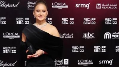 أبرزها التحضير للجزء الثالث من الفيل الأزرق.. ملخص تصريحات نيللي كريم في مهرجان البحر الأحمر السينمائي