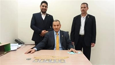  ضبط محاولتي تهريب سبائك ذهبية وزيوت شّيش إلكترونية بمطار القاهرة
