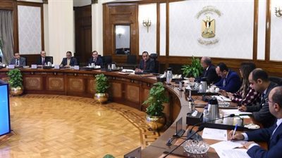 رئيس الوزراء يكلف بتجهيز الفرق الخاصة وتطهير المصارف استعدادًا لموسم الأمطار والسيول 