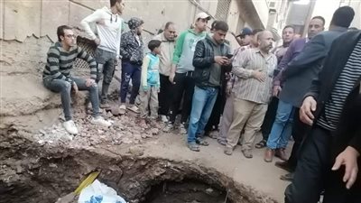 إخلاء 4 منازل بسبب هبوط أرضي بالمنوفية.. والأهالي تتهم طبيبًا بالتنقيب على الآثار
