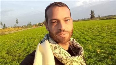 شاب يلقي مصرعه أثناء إنقاذ عمه من الموت داخل حفرة للتنقيب عن الآثار بسوهاج| صور