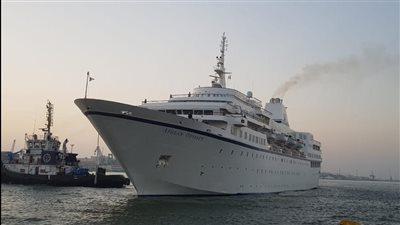 على متنها 218 راكبا.. ميناء بورسعيد يستقبل الرحلة الثانية للسفينة السياحية AEGEAN ODYSSEY | صور 
