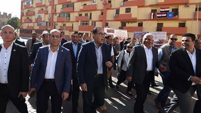 رئيس الوزراء: تحرك كبير من الدولة لإنهاء التعامل المباشر بين المواطن والموظف تجنبا لأي شبهة فساد
