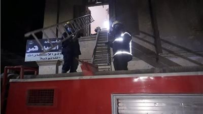  الداخلية تدفع بقوة أمنية لإنقاذ قطة محتجزة أعلى تكييف عقار بالإسكندرية