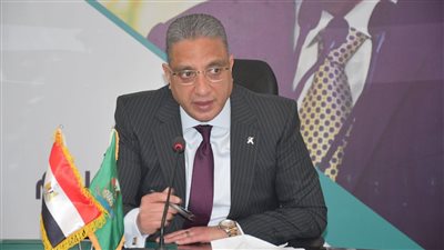 مياه الفيوم تواصل استبدال العدادات الميكانيكية بمسبقة الدفع في المصالح الحكومية