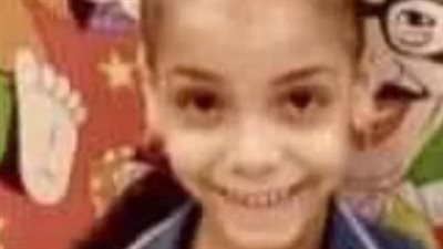 تجديد حبس المعلم المتهم في وفاة تلميذة بعد ضربها داخل مدرسة بأسيوط | بث مباشر