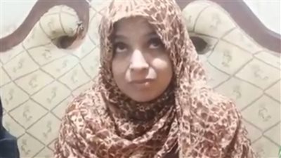 أصابتها بالعمى.. سيدة تستغيث من تعدي زوجة شقيق زوجها عليها بالضرب بالمطرية | بث مباشر