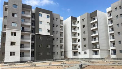  الإسكان: جار أعمال التشطيبات لـ 3360 وحدة بديلة العشوائيات بالعبور الجديدة 