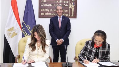 وزير الاتصالات: نسعى لإعداد أجيال من الخريجين المهنيين في المجالات الحديثة