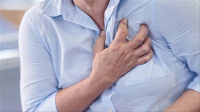 دراسة: العزلة الاجتماعية تهدد بـ خطر الإصابة بالنوبات القلبية