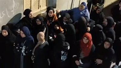 قتله عشان 50 جنيه.. انهيار أسرة الشاب ضحية صديقه أثناء تشييع جثمانه بالمحلة | بث مباشر