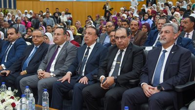 محافظ الإسكندرية: الرئيس يحارب الفساد قبل حدوثه.. ورجال الرقابة الإدارية ساهموا في بناء الثقة بالدولة