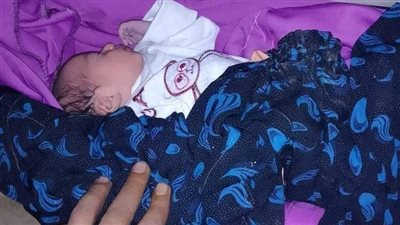 العثور على طفل حديث الولادة بجوار مسجد قرية بالشرقية