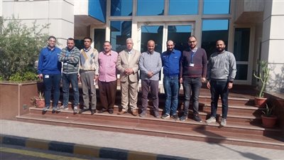 القوى العاملة: زيارة مواقع عمل بالمدينة الصناعية بأسيوط