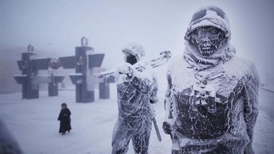 أبرد اللحظات في التاريخ.. مدينة روسية تسجل 61 درجة تحت الصفر