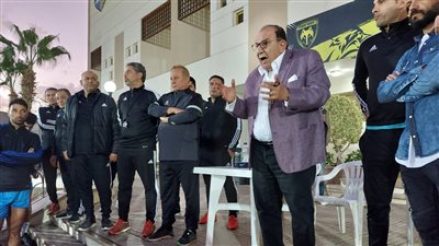 محمد عادل يحفز لاعبي المقاولون العرب قبل مواجهة إنبي بالدوري 