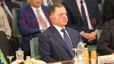 وزير الداخلية يصل إلى مقر إطلاق المرحلة الثالثة من استراتيجية مكافحة الفساد | صور