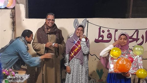 الطالبة إسراء عماد