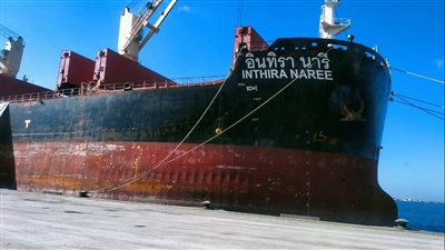 بعد الانتهاء من تطويره.. رصيف عباس يستقبل ثاني سفن الصب السائل بميناء غرب بورسعيد | صور 