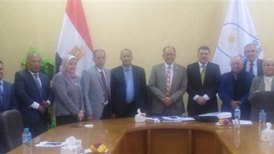 رئيس جامعة حلوان يستقبل اللجنة العلمية الدائمة للحاسبات والذكاء الاصطناعي