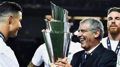 رسميًا.. رحيل فرناندو سانتوس عن تدريب البرتغال 