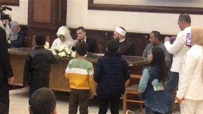 المنشد الشاب طه عزت يحتفل بعقد قرانه بمسجد المشير طنطاوي | صور