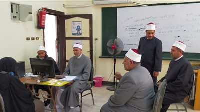 مدير الجامع الأزهر يواصل متابعة اختبارات نهاية المستوى لدارسي أروقة القرآن الكريم والتجويد بالمحافظات