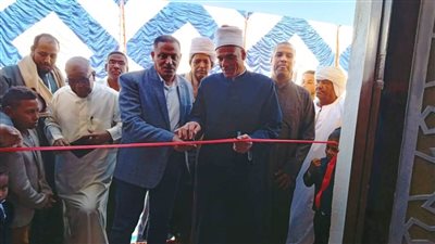 محافظ أسوان ينيب وكيل الأوقاف لافتتاح مسجد الأنصار بقرية عنيبة