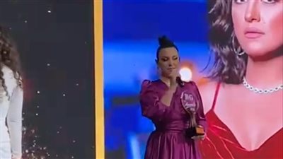 ريهام عبدالغفور تهدي جائزتها من الدير جيست لوالدها: السبب الأساسي لحبي في المهنة