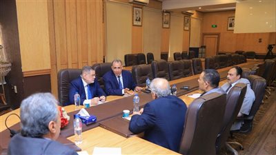 نقيب المحامين يترأس اجتماع اللجنة القانونية المشكلة للطعن على قرار وزير المالية بشأن الفاتورة الإلكترونية | صور 