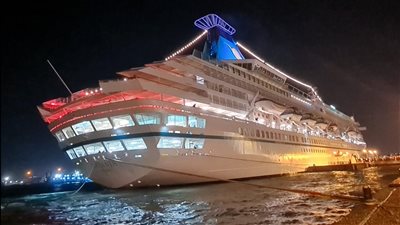 ميناء بورسعيد السياحي يستقبل السفينة ARTANIA في أول زيارة لها | صور 