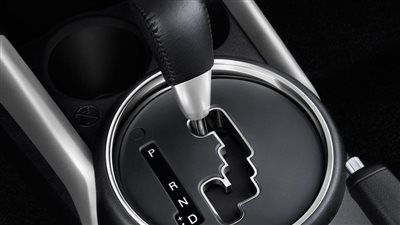  تعرف على الفرق بين ناقل الحركة اليدوي والأوتوماتيكي