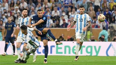 بعد وصفهم بالمستعمرين.. اعتذار حكومي من الأرجنتين لـ فرنسا 