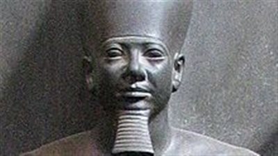 حكم مصر 18 عامًا.. من هو الملك منكاورع صاحب الهرم الثالث بالجيزة؟ 