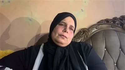 مقتل شاب على يد أصدقائه ببورسعيد.. ووالدته: قالوله اركع على رجلك ولما رفض قتلوه | بث مباشر