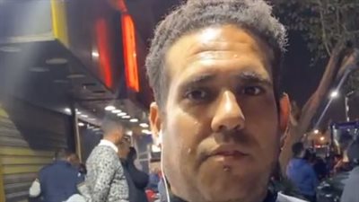 شاهد عيان على حادث تصادم حلمية الزيتون: التريلا كانت ماشية بسرعة ودهست 5 عربيات | بث مباشر