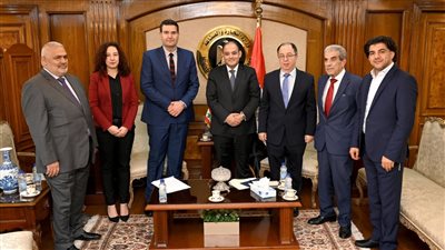 وزير الصناعة: نحرص على إقامة المزيد من فرص الاستثمار أمام المستثمرين اللبنانيين