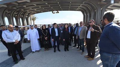 وزير الإسكان يتجول مع نظرائه وزراء الإسكان العرب بمشروع الحدائق المركزية في العاصمة الإدارية