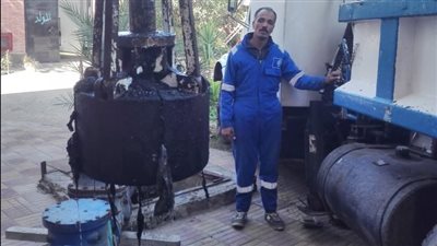 فرق لتطهير بالوعات الصرف الصحي وتركيب الأغطية المسروقة بمدن القناة | صور