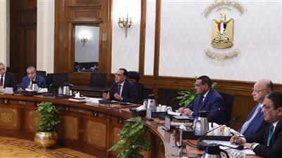 رئيس الوزراء يعلن إصدار 9 رخص ذهبية للمستثمرين بناء على توجيهات السيسي