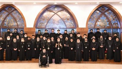 البابا تواضروس الثاني يلتقي كهنة كنائس حدائق القبة والوايلي والعباسية بالكاتدرائية المرقسية