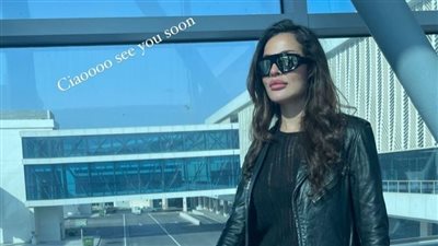 نادين نسيب تغادر مصر بعد انتهاء تصويرها من أحد الإعلانات 