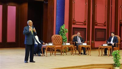 أستاذ بجامعة عين شمس: تطور وسائل التواصل سرّع من وتيرة انتشار الإلحاد حول العالم