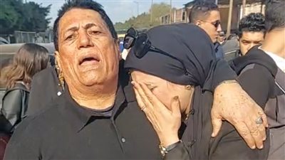 عقب أولى جلسات محاكمة المتهمين.. أصدقاء ضحية الآيفون بالغربية: ضربه بالمطواة في رقبته | بث مباشر