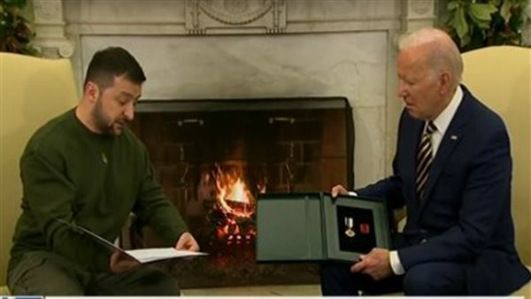 بايدن وزيلينسكي في